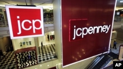 J.C. Penney estimó que la medida le dará como resultado un ahorro de costos anual de unos 200 millones de dólares anuales.