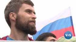 No Longer Apathetic, Russia's Youth Join the Rallies