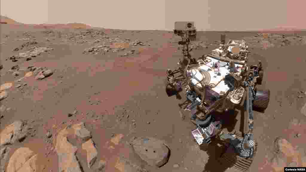 El róver de la NASA se tomó esta selfie sobre una roca -apodada Rochette-, el 10 de septiembre de 2021, el día marciano número 198.