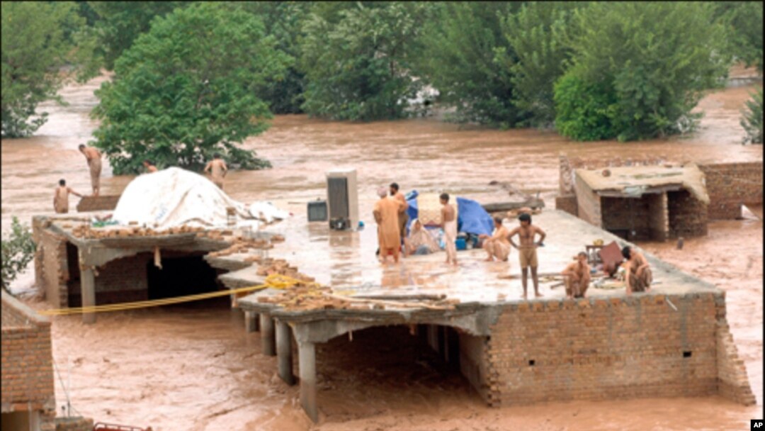 فضا میں کاربن گیسوں کے اخراج میں مسلسل اضافہ ہو رہا ہے۔