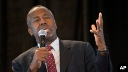 Ben Carson se niega a disculparse por sus comentarios antiislámicos.