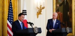 문재인 한국 대통령은 21일 조 바이든 대통령과의 정상회담 뒤 열린 공동기자회견에서 미사일 지침이 종료됐다고 밝혔다.