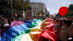 Jedna od najugroženijih grupa u Srbiji kada je zločin iz mržnje u pitanju je LGBT populacija, Foto: AP/Darko Vojinović