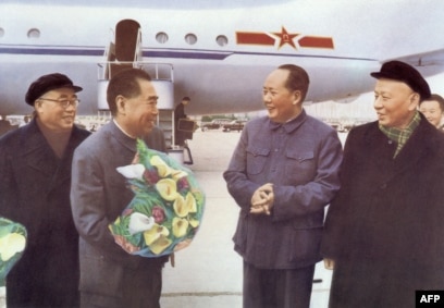 从国家主席到刘贼到恢复名誉到7常委纪念诞辰的刘少奇(40图)