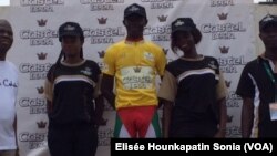 Abdoul Aziz Nikiéma, maillot jaune à l’issue de la 2e étape du tour du Bénin, 11 mai 2017. (VOA/Elisée Hounkapatin Sonia)