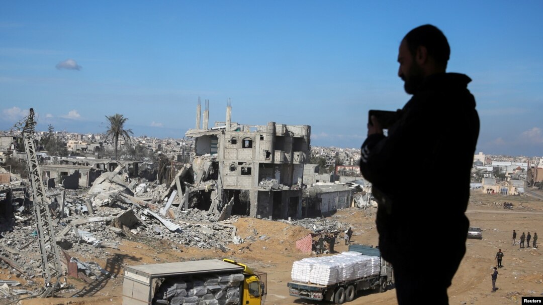 Kamioni pomoći u Gazi nakon prekida vatre između Izraela i Hamasa, Rafah, 25. januar 2025. (Foto: REUTERS/Hatem Khaled)