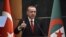 Recep Tayyip Erdogan s'exprime depuis Alger, Algerie, le 27 fevrier 2018
