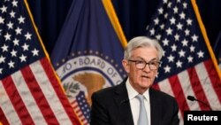 El presidente de la Junta de la Reserva Federal, Jerome Powell, habla durante una conferencia de prensa luego de una reunión cerrada de dos días del Comité Federal de Mercado Abierto sobre política de tasas de interés, en Washington, EEUU, el 2 de noviembre de 2022.