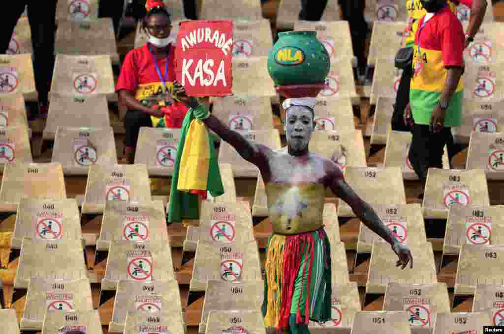 የጋና ደጋፊ ከጨዋታ በፊት&nbsp;