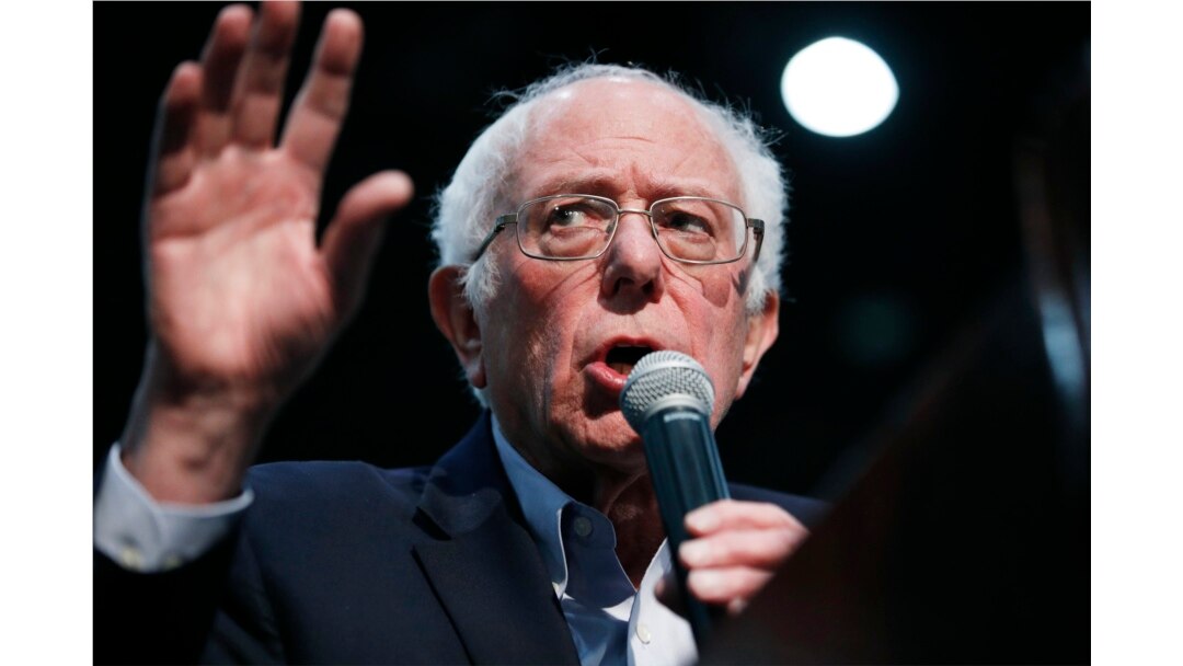 Bernie Sanders saat berkampanye di Sioux City, Iowa, 26 Januari 2020.. (AP Photo/John Locher)