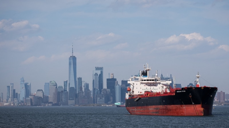 چرا بازارهای جهانی در مقابل جهش قیمت نفت مقاومند؟