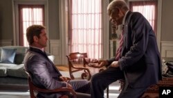 Adegan film "Angel Has Fallen" yang dirilis Lionsgate dan dibintangi oleh Gerald Butler (kiri) dan Morgan Freeman.