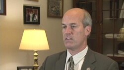 美议员：过分专注人民币忽略了与中国的其他议题(1)