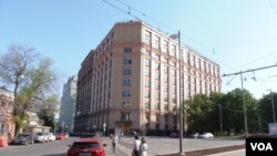 乌克兰不想输掉宣传战。位于莫斯科的俄罗斯主要对外广播机构，俄罗斯之声广播电台大楼。（美国之音白桦拍摄）