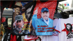 Una camiseta con la imagen del presidente nicaragüense Daniel Ortega y el fallecido líder cubano Fidel Castro en un evento en Managua, Nicaragua el 19 de julio de 2021. Foto VOA.