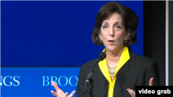 La secretaria Roberta Jacobson considera un "desastre" si el Congreso solo aprueba el dinero destinado para la seguridad y desestima los otros factores para desarrollar el plan para la prosperidad de Centroamérica.