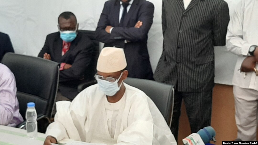 Choguel Maiga, Umushikiranganji wa mbere w'imfatakibanza muri Mali