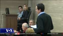 Kosovë: Lirohen nga paraburgimi Albin Kurti dhe Donika Kadaj Bujupi