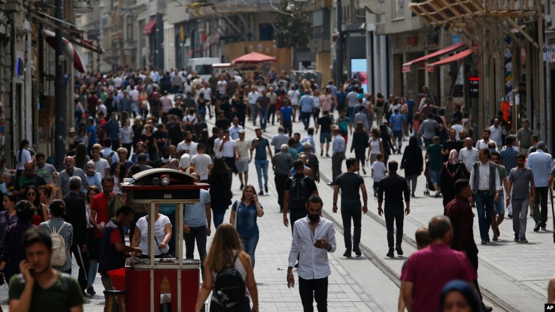 Sivil Toplumu Geliştirme Derneği (STGM), “Türkiye’de Sivil Toplum Örgütleri: Örgütlenme Özgürlüğü ve Katılım Hakkı” başlıklı bir rapor yayınladı