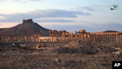 Gambar ini diunggah Minggu, 11 Desember, 2016, oleh News Agency Aamaq, lengan media kelompok ISIS, untuk menunjukkan situasi reruntuhan kota kuno Palmyra. (Foto: Video Militan via AP)