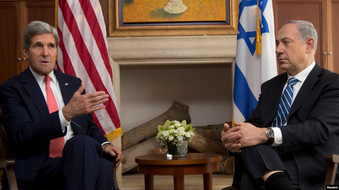 Menlu AS John Kerry (kiri) dan PM Israel Benyamin Netanyahu di Yerusalem (6/11).