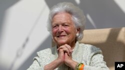 La ex primera dama, Barbara Bush ha sido hospitalizada en Houston.