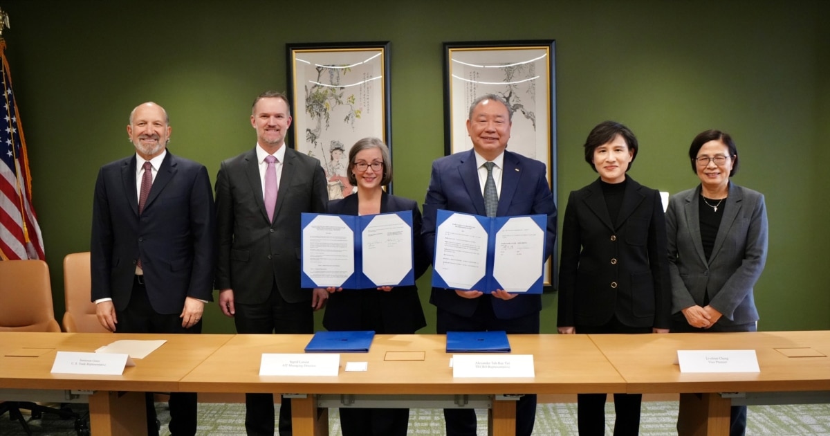 美国与台湾签署对等贸易协议
