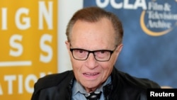 Larry King à la soirée d'ouverture de la série de films "Champion" à Los Angeles, Californie, États-Unis, le 9 août 2013.