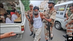 کراچی میں ر ینجرز جرائم پیشہ افراد کے خلاف متحرک، کئی علاقوں میں آپریشن