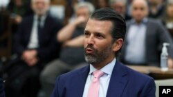 Donald Trump Jr. en la Corte Suprema de Nueva York el miércoles 1 de noviembre de 2023, en el juicio civil por fraude contra su padre, el expresidente Donald Trump. 