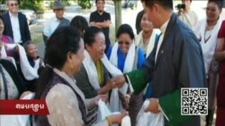 སྲིད་སྐྱོང་བློ་བཟང་སེང་གེ་ཨ་རི་ལ་ཕྱོགས་སྐྱོད།