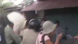 Boeng Kak Villagers Injured in Clashed With Police (Cambodia news in Khmer)