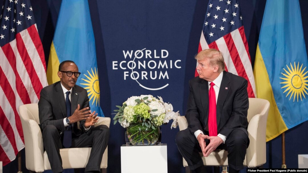 Abaperezida Donald Trump w'Amerika na Paul Kagame ubwo baheruka guhura mu 2018 mu Busuwisi
