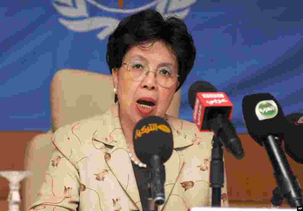 Direktur Jenderal Badan Kesehatan Dunia (WHO), Margaret Chan, berbicara pada media di Gammarth, Tunisia, menanggapi kritikan bahwa lembaga itu tidak melakukan respon yang memadai untuk menghambat wabah Ebola di Afrika Barat. (AP/Adel Ben Salah)