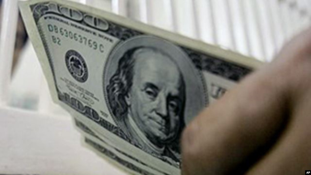 Países como Venezuela pudieran enfrentar una peor situación en 2015 también a causa de la caída de los precios del petróleo