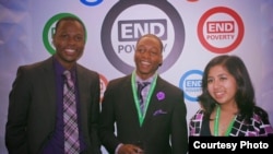 Stephen Vunganai (center) at the World Bank with some international youth.