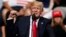 Tổng thống Donald Trump nói trước đám đông tại Cedar Rapids, Iowa, ngày 21/6/ 2017.