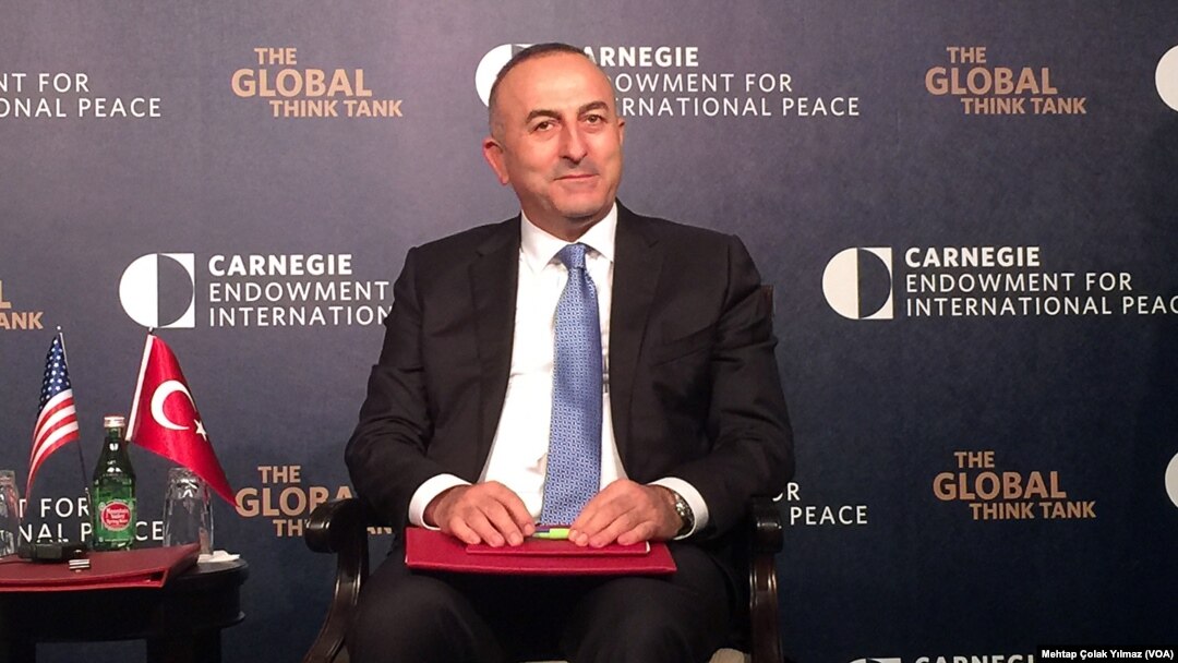 Menlu Mevlut Cavusoglu melaporkan kesepakatan dengan AS untuk melindungi pemberontak Suriah (foto: dok).