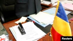 Dans le bureau du ministre de la justice au Tchad, le 27 décembre 2007.