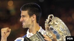 Novak Djokovic menjuarai Grand Slam Australia Terbuka awal tahun ini setelah mengalahkan Andy Murray di final.