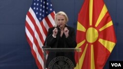 Ambasadorja amerikane në Shkup, Angela Aggeler