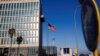ARCHIVO: La bandera de Estados Unidos se ve en la Embajada en La Habana, Cuba, el 3 de marzo de 2022. REUTERS/Amanda Perobelli/File Photo