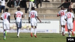 Abadlali beqembu le Highlanders 