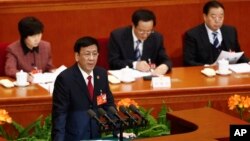 中國人民最高檢察院院長曹建明在北京舉行的全國人大會議全會上講話。（2014年3月10日）