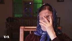 قهقهه پاسدارها به گریه‌های مادر یک زندانی مخالف جمهوری اسلامی 