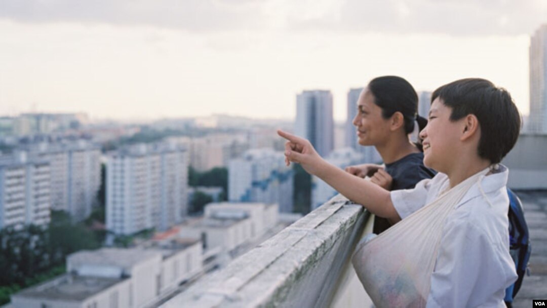 A scene from Ilo Ilo.