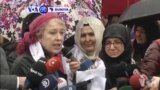 VOA60 Duniya: Masu Fafatukar Kare Hakkin Mata Dubu 2, Sun Yi Tafiya Zuwa Kan Iyakar Turkiyya Da Syria