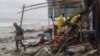 500,000 in Bangladesh Flee Cyclone Roanu; at Least 24 Killed