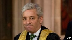 El presidente del Parlamento británico, John Bercow, dice que se hubiera opuesto a discurso del presidente Donald Trump aún antes del veto migratorio.