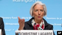 Christine Lagarde et Bader Eldin Mahmoud Abbas, du Groupe consultatif africain, se sont félicités de la croissance rapide de l'économie du continent africain
